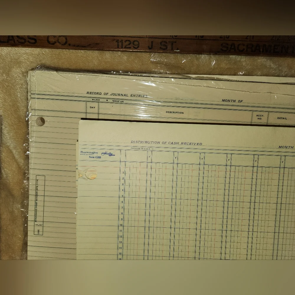 National Brand Black 94-584 Top Lock Binder Ledger & 7 Sets Of Replacement Paper